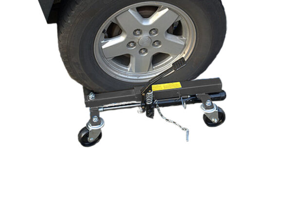 Car manoeuvring aid – hydraulic